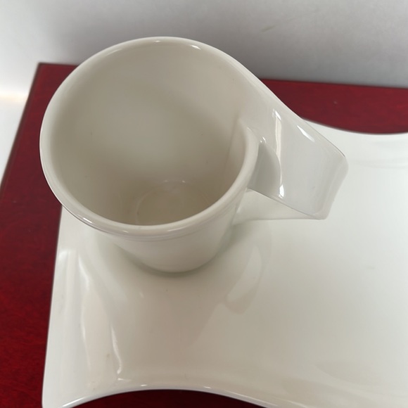 Villeroy & Boch demitasse cup and plate set - Picture 2 of 8